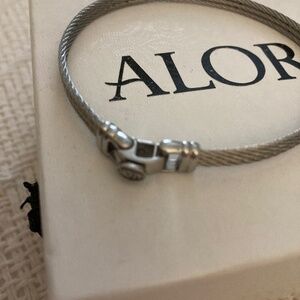 ALOR skinny hook bracelet